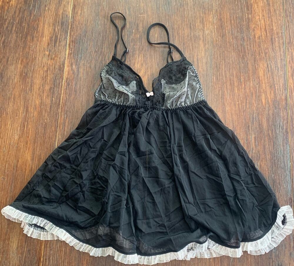 Victoria’s Secret Black Lace Babydoll Chemise Nightgown small